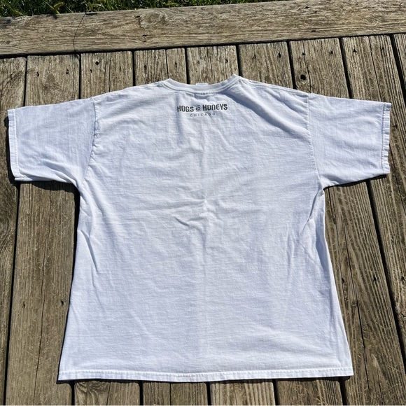 “I Rode The Bull” Hogs & Honeys Chicago White Graphic Tee Shirt Size XL - Picture 3 of 8